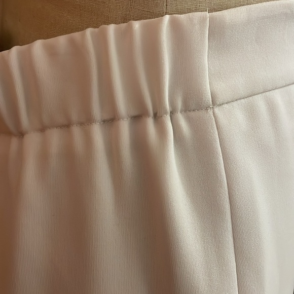 EUC J. Crew cream pencil skirt - Picture 5 of 7